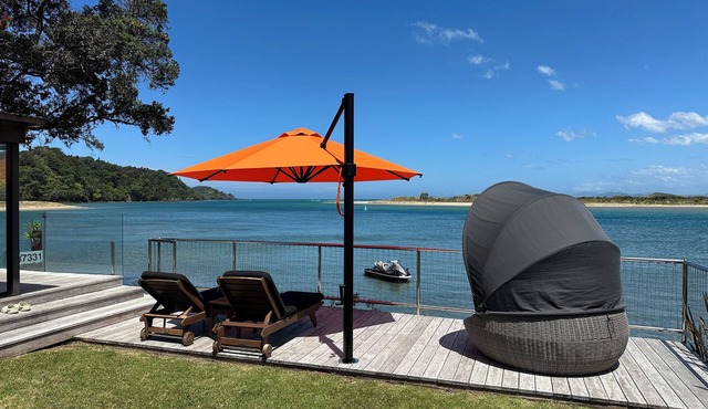 Absolute Waterfront in Ngunguru in Ngunguru