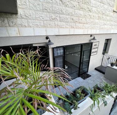 Abu Salem house guest house