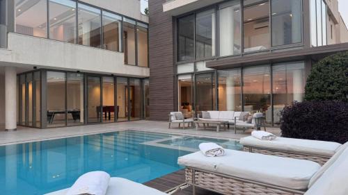 AK Luxury Chalet