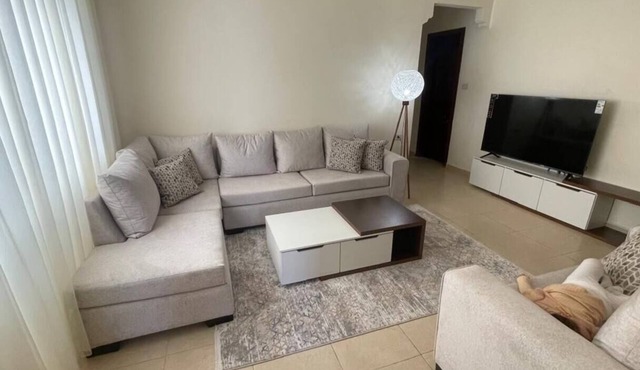 Al Mansour view apartment 3 BDR, Cozy for families.