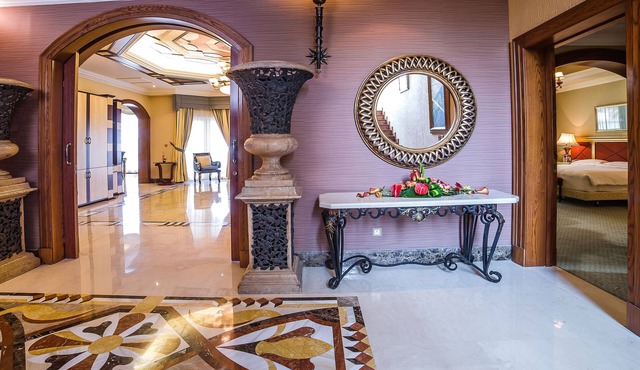 Al Raha Beach Hotel Villas