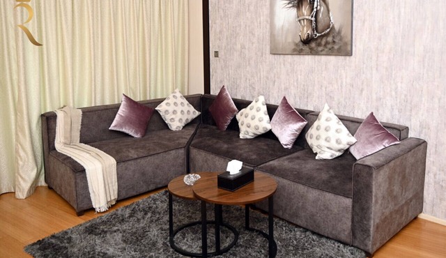 Al Rahbah 1B 207 · Modern 2BR Apartment - Beach Access