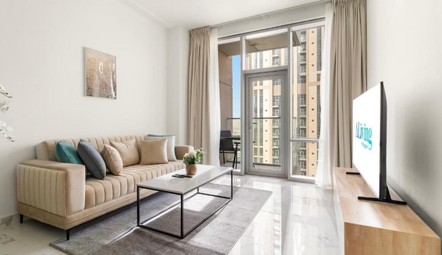 ALiving Luxury 1BR Apartment with City View I Amna Tower, Al Habtoor City