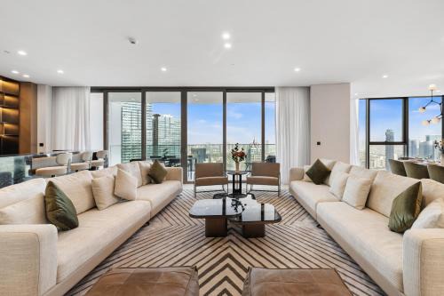 Allsopp & Allsopp - 4-Bedroom Penthouse with Panoramic Views in LIV Marina, Dubai Marina