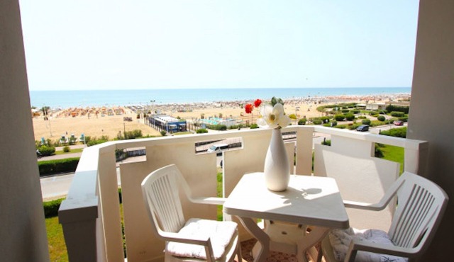 Amazing beachfront apartment-Beahost in Bibione