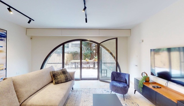Amazing Duplex 3 Bdrs & Garden ~David Village-MAMILLA