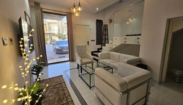 Amazing One-Bedroom Villa TownHouse