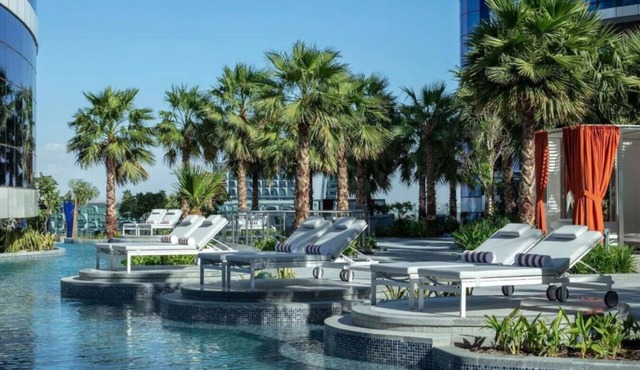 Amazing Paramount One bedroom