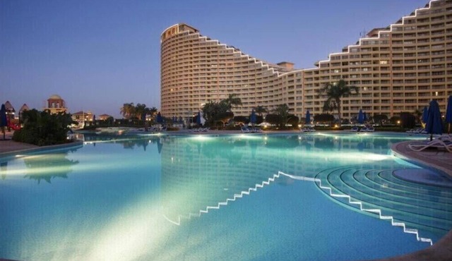 Amazing sea view penthouse apartment in pyramids Porto El Sokhna hotel in ain elsokhna