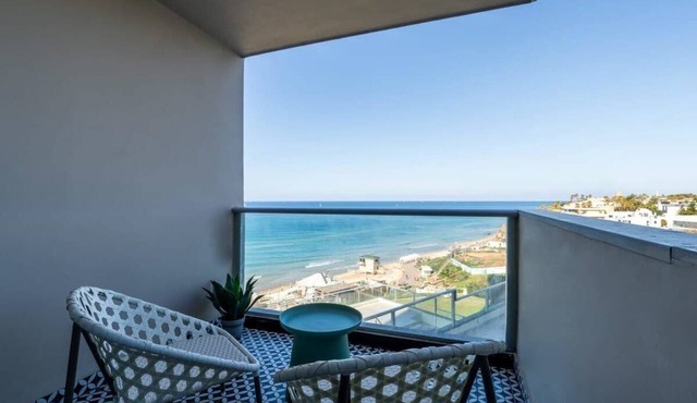 Amazing Sea View Stylish 1BR | Safe Room on Floor