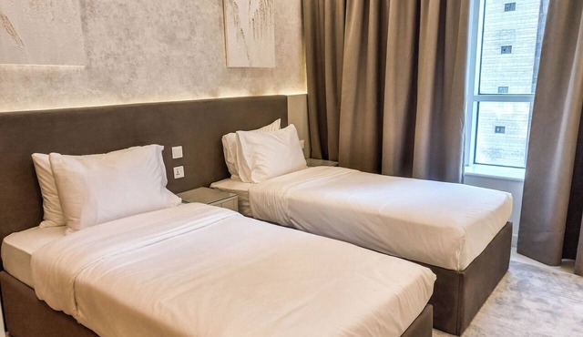 Apartment 2BD,Royal Home , Deluxe, Beach View, Abu Dhabi