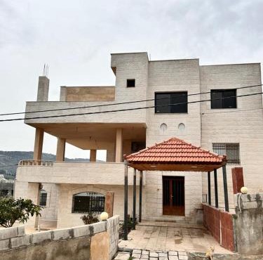 apartment between ajloun castle and Jerash ruins