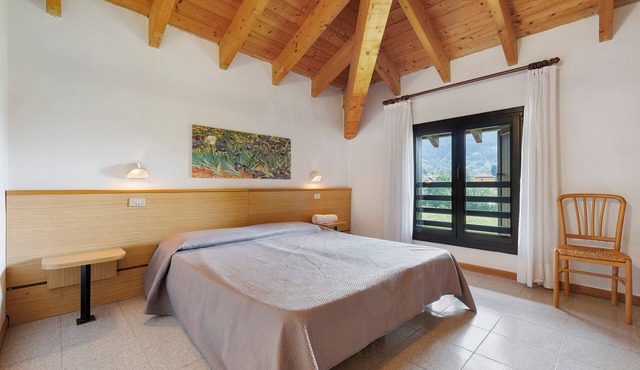 Apartment 'Casa Serena&Giacomo 9' with Mountain View, Shared Garden and Wi-Fi in Bezzecca