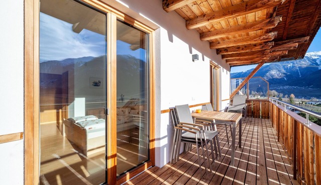 Apartment "Langstein Rose" with Mountain View, Balcony and Wi-Fi in Coldrano