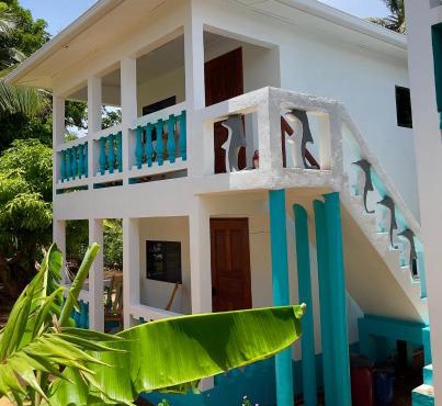 Apartments at Los Delfines Little Corn
