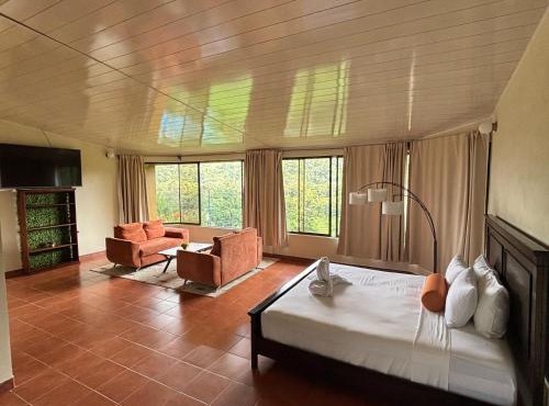 Arenal Roca Lodge & Bungalows