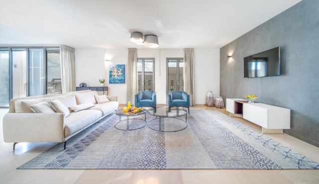 Art Apartment In Mamila - Mamila Residence - With jacuzzi