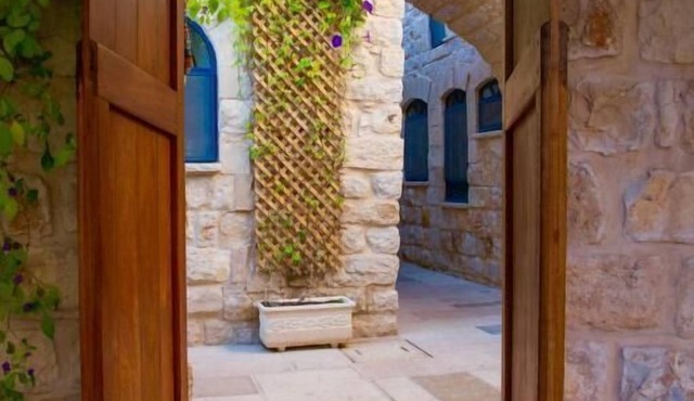 Artist Quarter Guesthouse B&B
