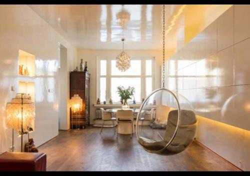 ASiAN OASiS in Amsterdam
