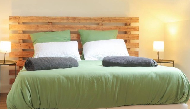 Authentic Normandy cottage with WIFI and pets allowed in La Trinité-des-Laitiers