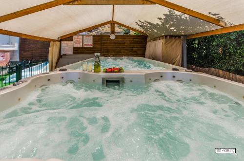 Avigail Guest House