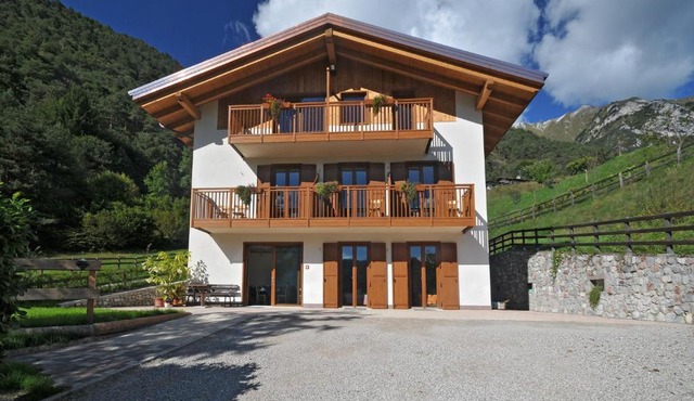 B&B Ledro AFFITTACAMERE in Mezzolago