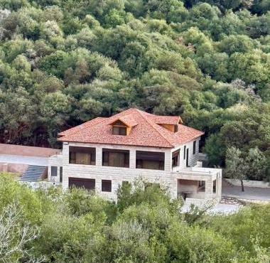 Bait Ajloun