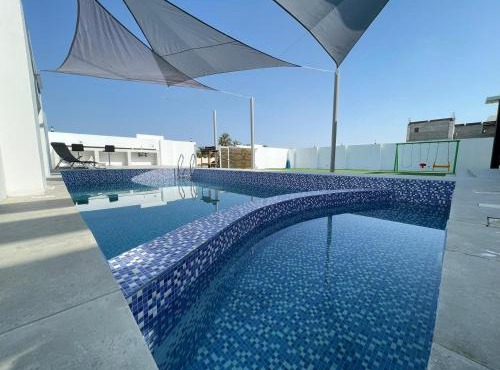 Bareeq Luxury House with Two Private Pools - Barka
