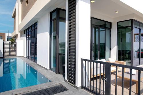 Beach Villas by Olala Homes