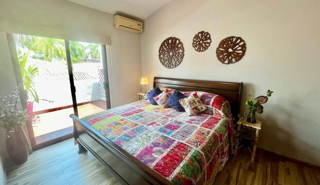 Beautiful 2-bedroom Casita in sunny Mazatlán. Private pool, fitness room and AC. in Mazatlán