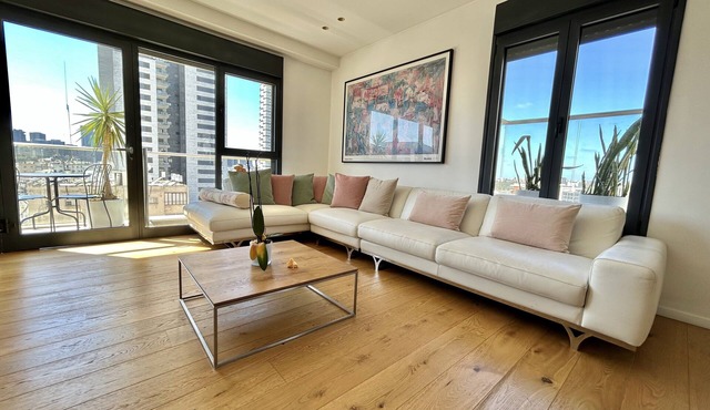 Beautiful 2BR In Ramat Gan