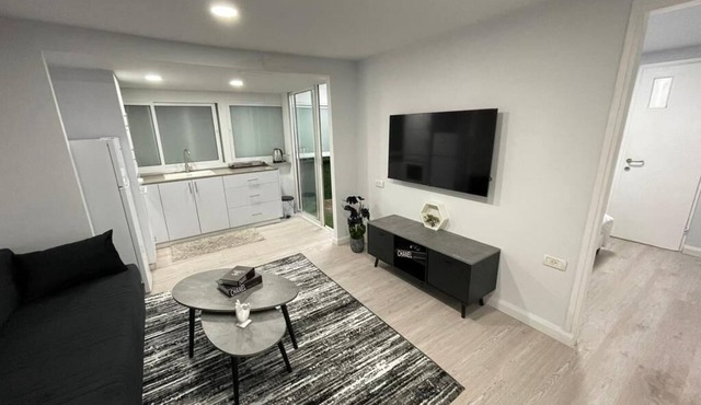 Beautiful apartment with a balcony in the heart of TLV- Jaffa