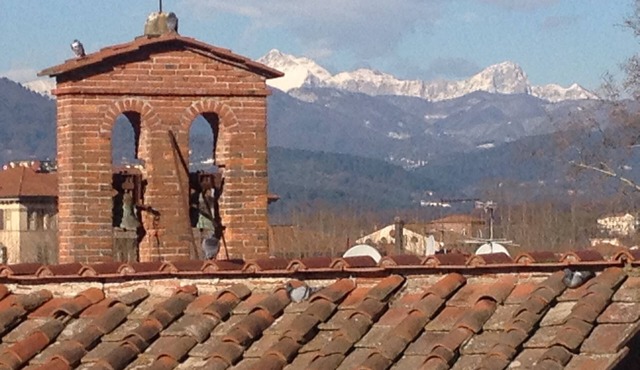 Beautiful Lucchese Apartment with Stunning Views in Lucca