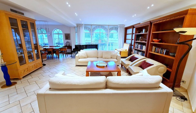 Beautiful Penthouse with Grand Piano at the best location in Jerusalem