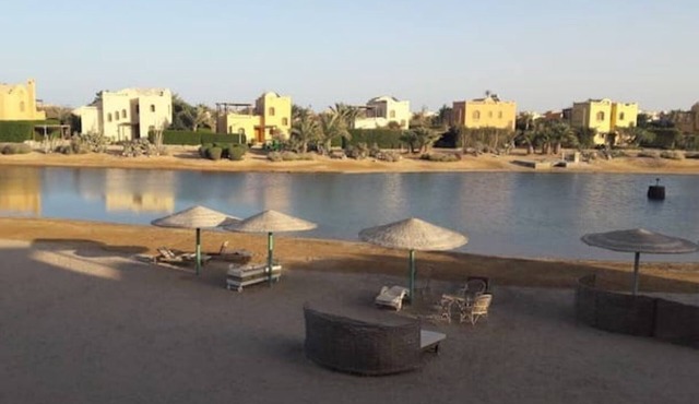 Beautiful two bedroom apartment in El Gouna two minute walk to Marina