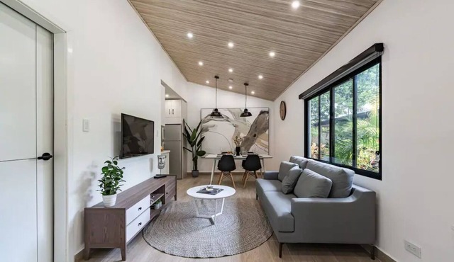 Beautiful Villa in Gated Community By Tamarindo