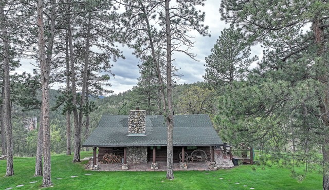 Big Horn Sheep Cottage Near Mt. Rushmore in Rapid City
