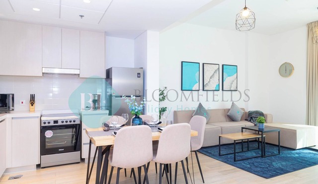 Bloomfields Fantastic 1BR in Waters edge