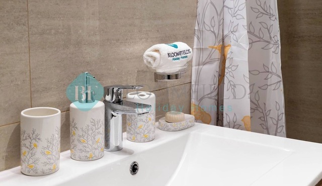 Bloomfields Stylish 1BR In Oasis Masdar City