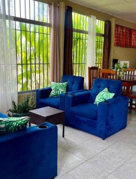 Blue House with Pool and Air-Conditioning