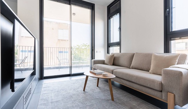 Blueground | New North, High End , Balcony (TLV-83)