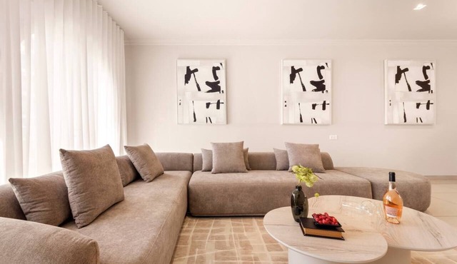 Breezy 3BR Apartment with two balconies at 7 Harav Kook In City Center