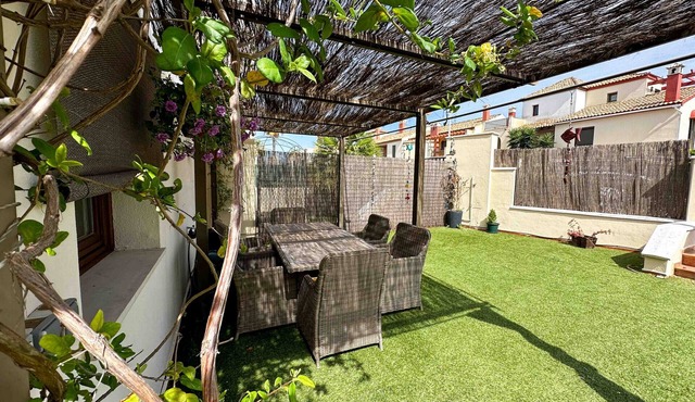 Bright Refurbished 3 Bedroom Townhouse ALI001 in Ayamonte