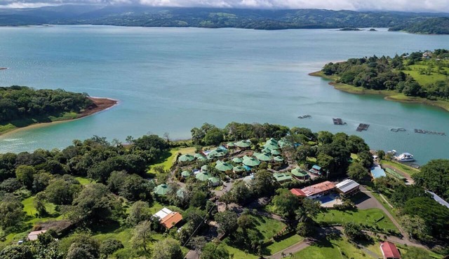 Buena Vista Escape | Lake Views, Pool & Nature in Tilarán