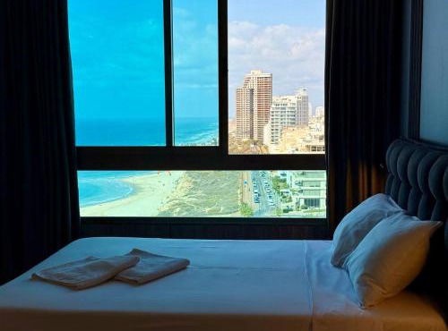 C Tower Sea View Studios