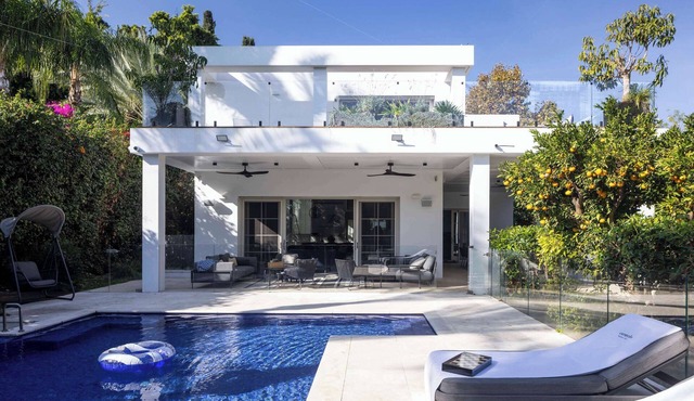Carmelo Tulip Villa