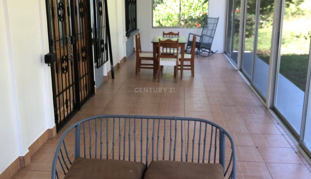 Casa Eva Ojochal