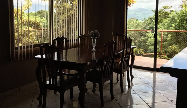 Casa Habibi Arenal Lake
