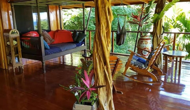 casa luna vista del mar