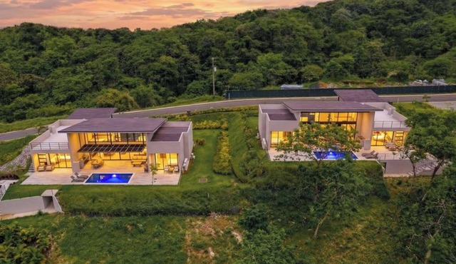 Casas Sol y Luna | Dual Homes w/2 Pools
